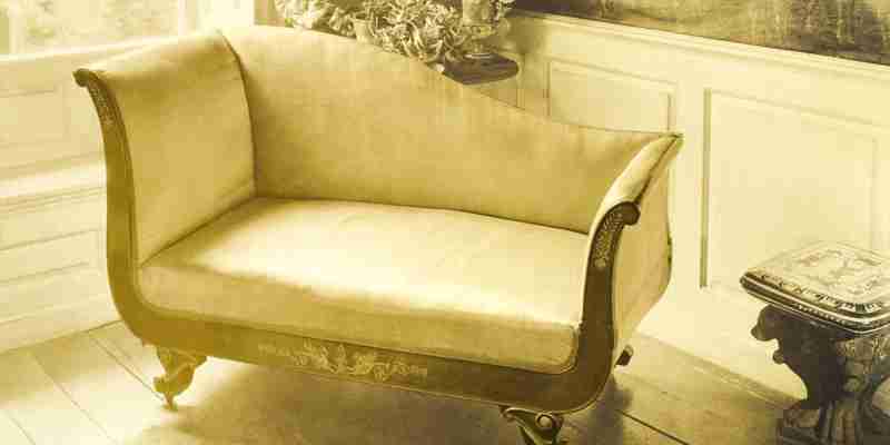 15 vintage photos show what furniture looked like 100 years ago